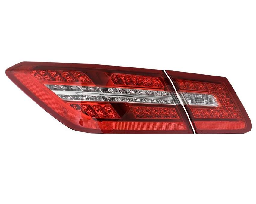 Mercedes Tail Light Set - Driver Side Inner and Outer (LED) 2079060358 - ULO 2858341KIT